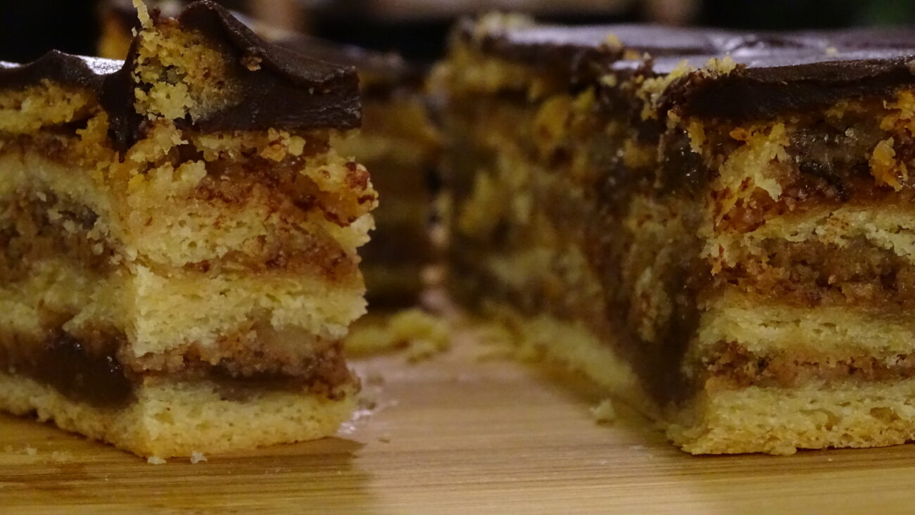 Konceptni štapići (žerbo kocke) sa marcipanom
